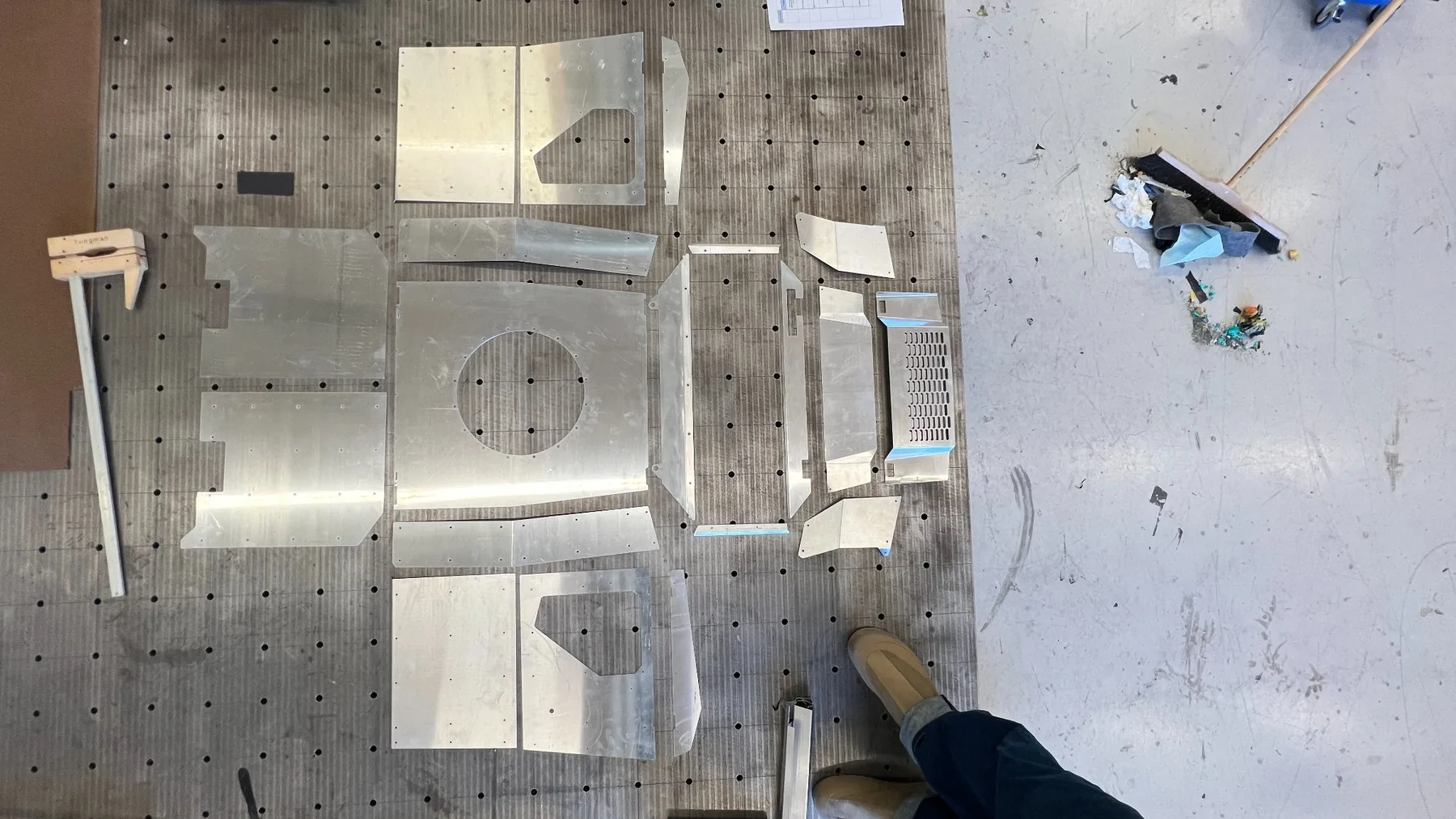 Modular Protected Cab — 05-13